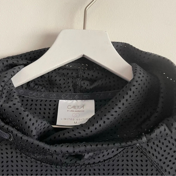 Calia by Carrie Underwood mesh/perforated pullover hoodie size medium - Picture 2 of 5